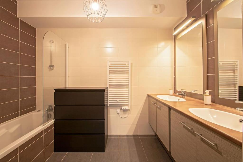 Le P'Tit Rimbaud, 6 Pers, Parking Prive, Jardin,Wifi Apartment มงต์เปอลิเยร์ ภายนอก รูปภาพ